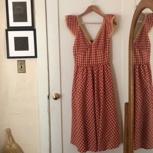 Lisa says gah find me now the label gingham midi dress
